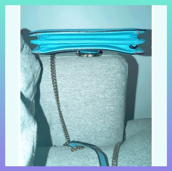 Authentic Gucci BLUE CALFSKIN LEATHER HANDBAG - Picture 8 of 13